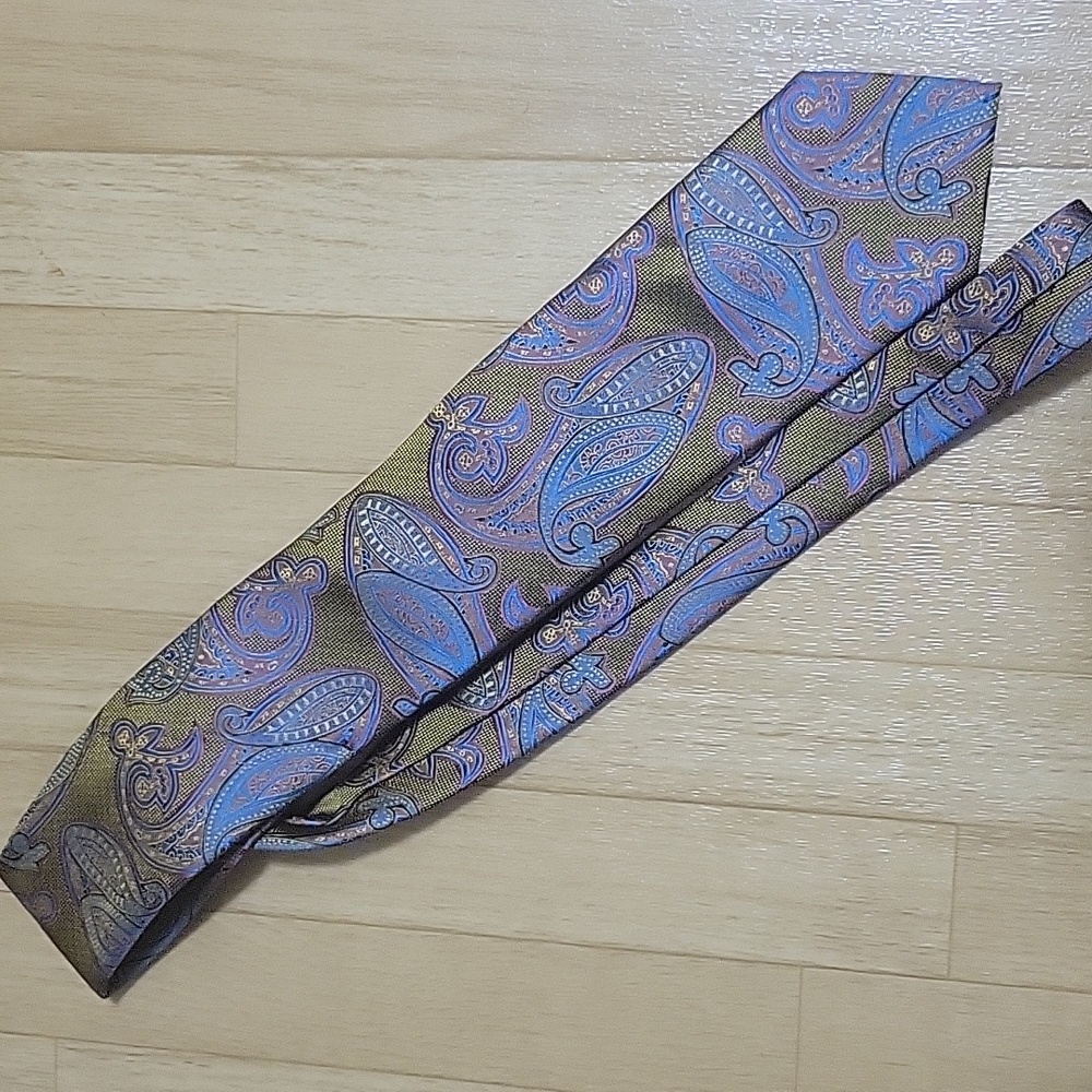 Paisley Patterned Tie in Blue and Brown